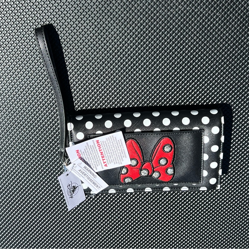 Disney Parks Exclusive Minnie Mouse Bow Wristlet Wallet